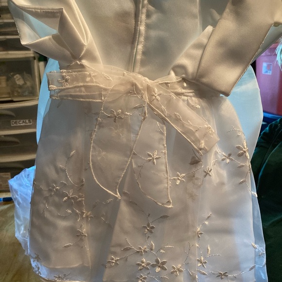 Dress hat and bloomers new white with flora design